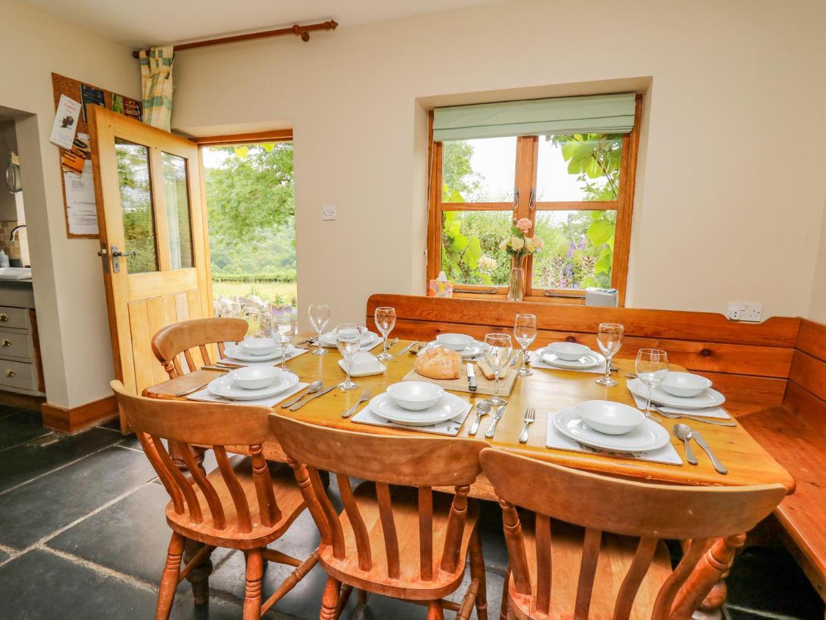 Byrdir Cottage Llanwrthwl Ngoại thất bức ảnh