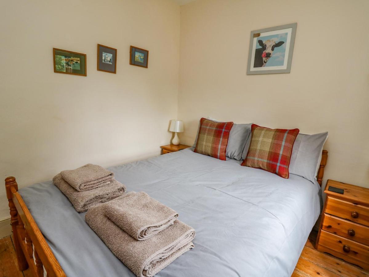 Byrdir Cottage Llanwrthwl Ngoại thất bức ảnh